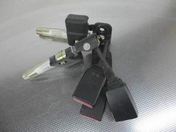 Hebilla de cinturón trasero izquierdo MERCEDES-BENZ Classe C (W203) Imagem-3