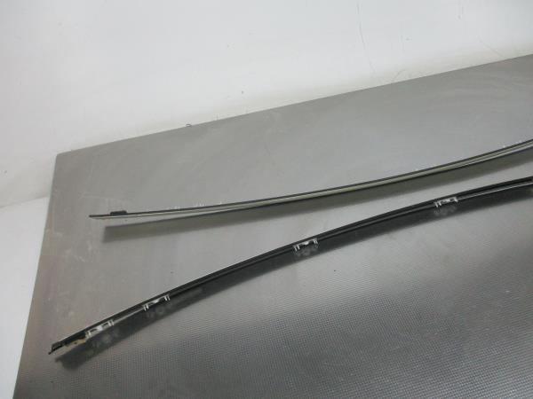 Friso / Frisos JAGUAR XF (X250) Imagem-1 Friso / Frisos JAGUAR XF (X250) Imagem-1