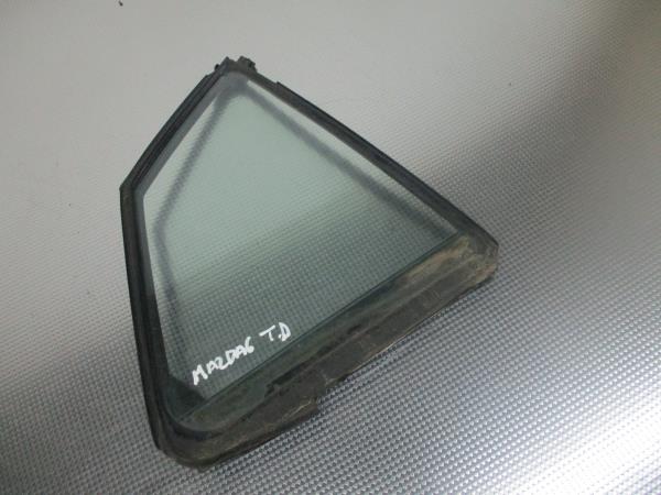 Vidro triangular da porta trás direito MAZDA 6 Sedan (GG) Imagem-1