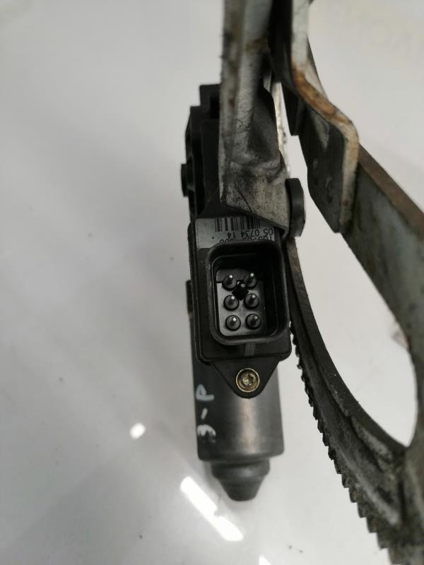 Elevador vidros frente direito OPEL Corsa B Imagem-2