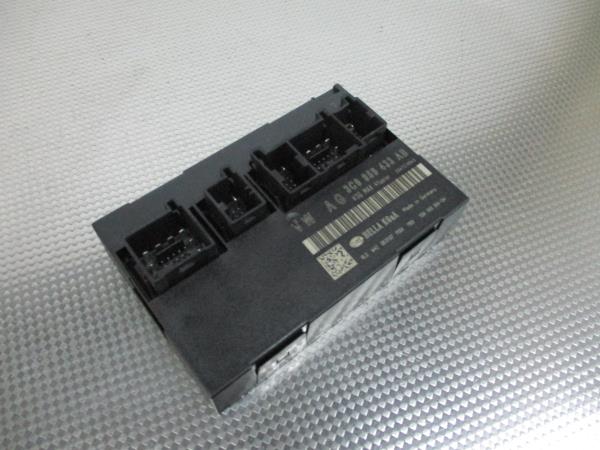 Módulo confort VOLKSWAGEN Passat (3C2) Imagem-1