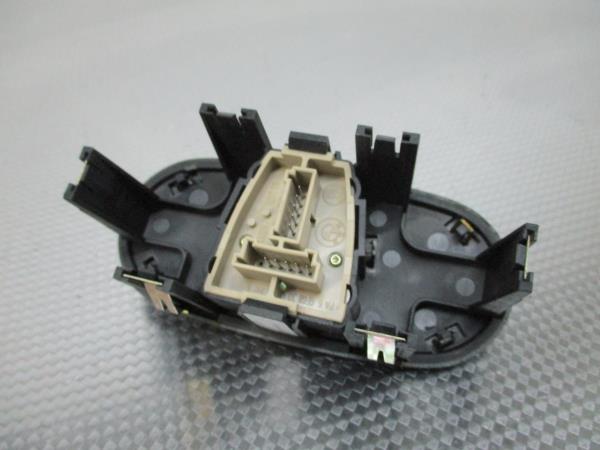 Interruptor / Botao (Espelhos) MINI Mini (R50, R53) Imagem-4 Interruptor / Botao (Espelhos) MINI Mini (R50, R53) Imagem-4