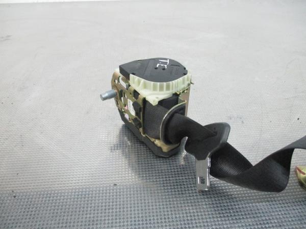 Left rear seatbelt MERCEDES-BENZ Classe C (W203) Imagem-3