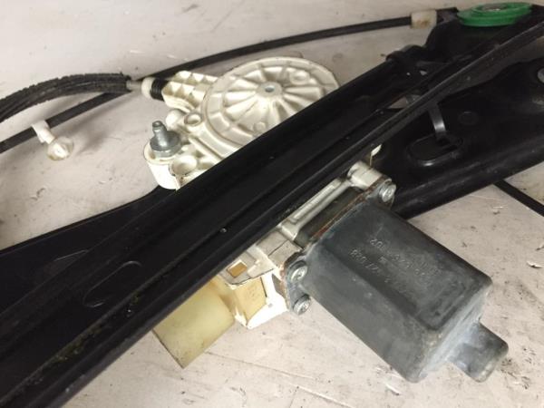 Elevador vidros frente direito BMW 3 Touring (E91) Imagem-1