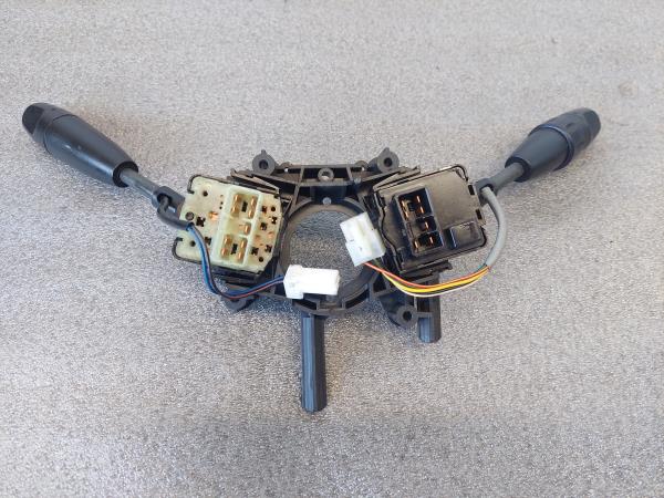 Conjunto / manetes de luzes e limpa vidros CHEVROLET Matiz (M200, M250) Imagem-3 Conjunto / manetes de luzes e limpa vidros CHEVROLET Matiz (M200, M250) Imagem-3