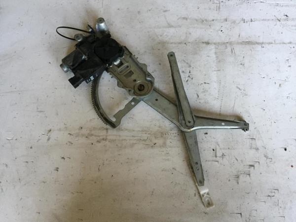 Elevador vidros frente direito OPEL Corsa C