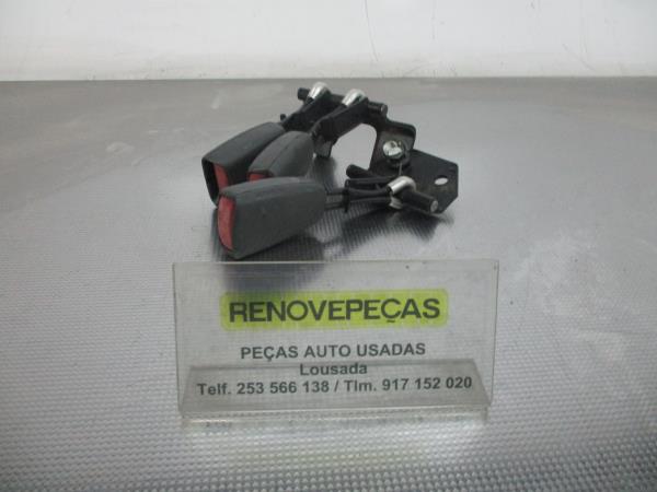 Hebilla de cinturón trasero izquierdo VOLVO S40 I (VS)