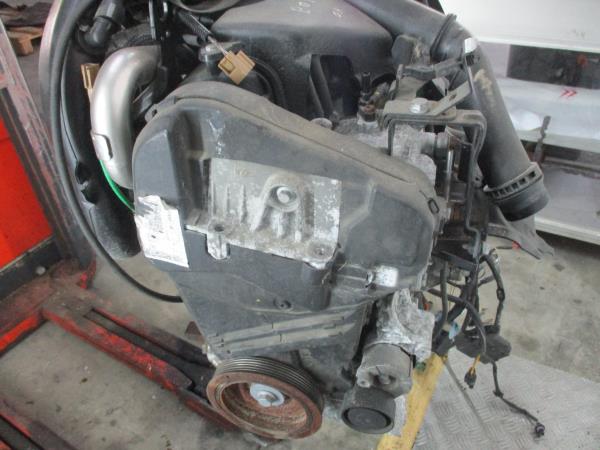 Motor completo RENAULT Clio III (BR0/1, CR0/1) Imagem-1
