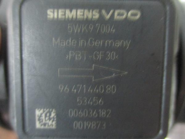 Medidor massa de ar / MAF PEUGEOT 107 Imagem-3