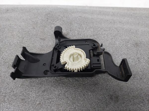 Motor del compuerta de la calefacción SKODA Fabia I Hatchback (6Y2) Imagem-1