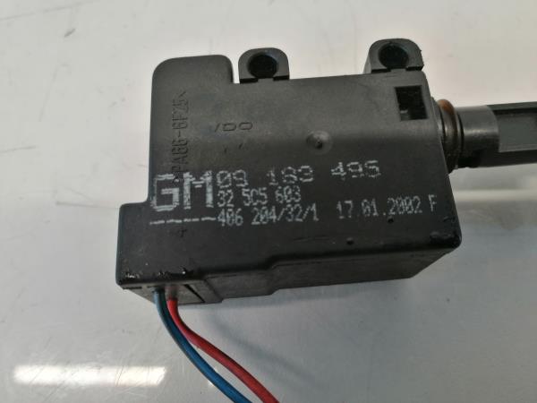 Motor Fecho Mala OPEL Corsa C Imagem-1