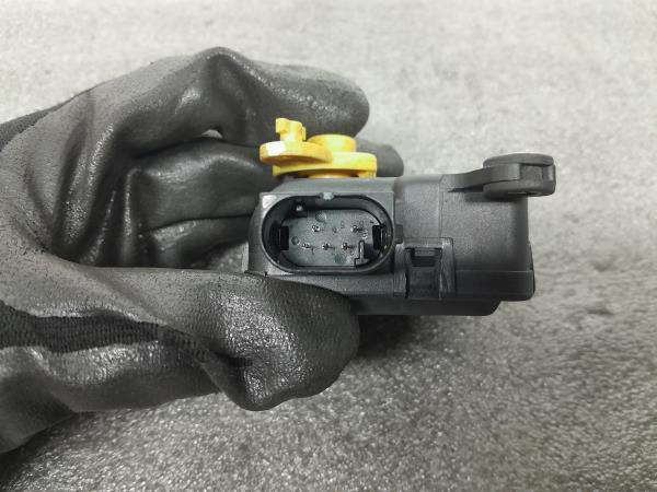 Motor del compuerta de la calefacción VOLKSWAGEN Bora (1J2) Imagem-3