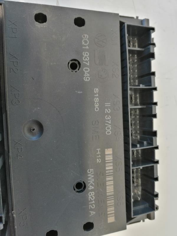 Módulo confort SKODA Fabia I Hatchback (6Y2) Imagem-1