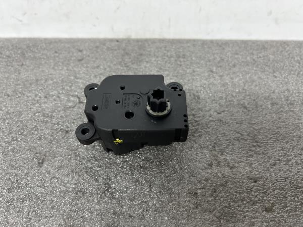 Motor del compuerta de la calefacción RENAULT Megane II (BM0/1_, CM0/1_) Imagem-1