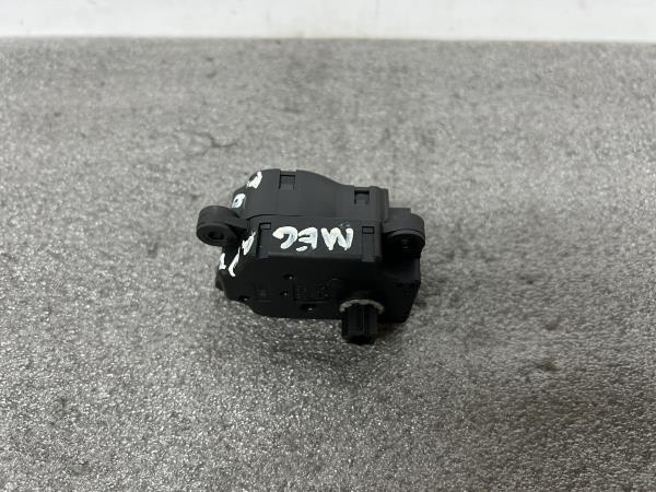 Motor del compuerta de la calefacción RENAULT Megane II (BM0/1_, CM0/1_) Imagem-2