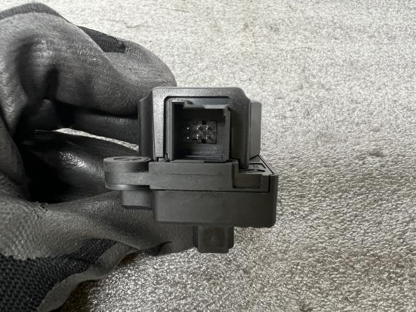 Motor del compuerta de la calefacción RENAULT Megane II (BM0/1_, CM0/1_) Imagem-4