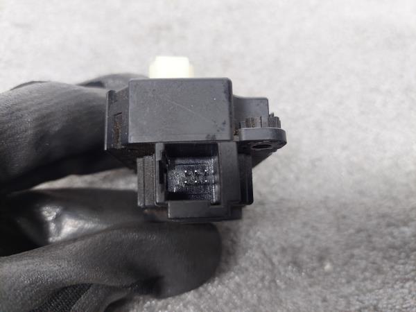 Motor del compuerta de la calefacción RENAULT Scénic II (JM0/1_) Imagem-2