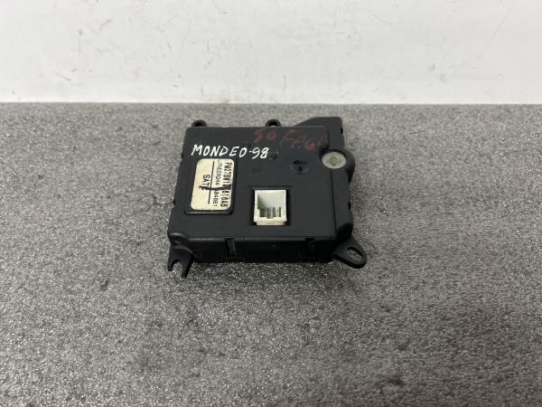 Motor del compuerta de la calefacción FORD Mondeo II (BAP)