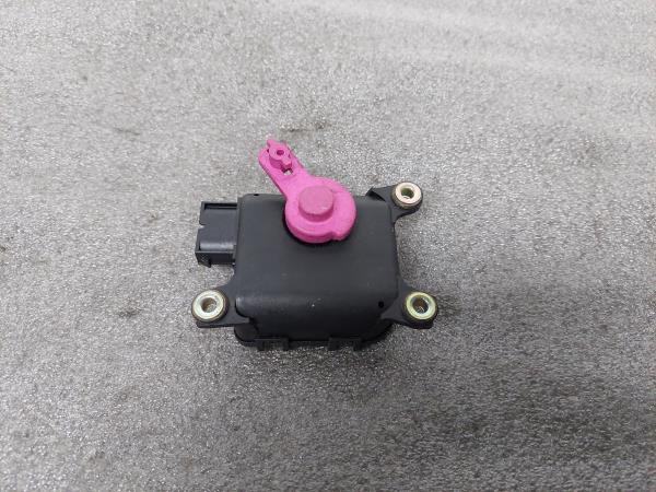 Motor del compuerta de la calefacción SEAT Ibiza II (6K1)