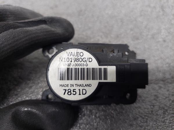 Motor del compuerta de la calefacción RENAULT Scénic II (JM0/1_) Imagem-3