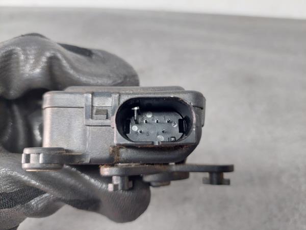 Motor del compuerta de la calefacción AUDI A4 (8D2, B5) Imagem-2