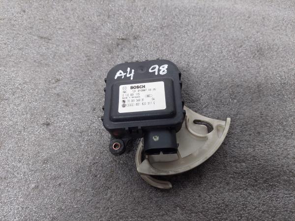 Motor del compuerta de la calefacción AUDI A4 (8D2, B5)