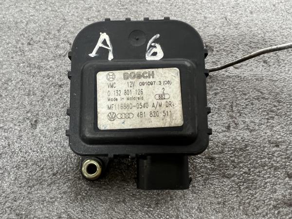 Motor del compuerta de la calefacción AUDI A6 (4B2, C5) Imagem-3