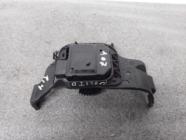 Motor del compuerta de la calefacción VOLKSWAGEN Polo (9N)