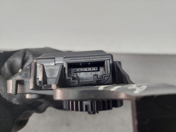 Motor del compuerta de la calefacción VOLKSWAGEN Polo (9N) Imagem-2