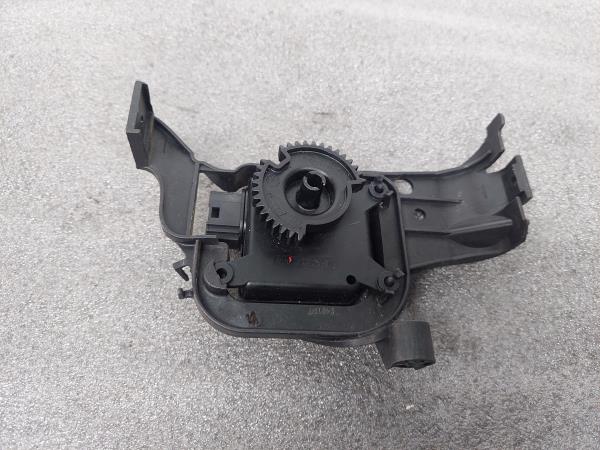 Motor del compuerta de la calefacción VOLKSWAGEN Polo (9N) Imagem-1