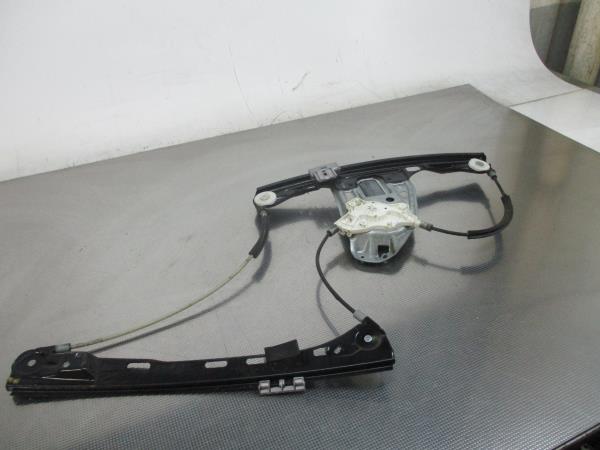 Elevador vidros frente direito MERCEDES-BENZ Classe C (W203) Imagem-2
