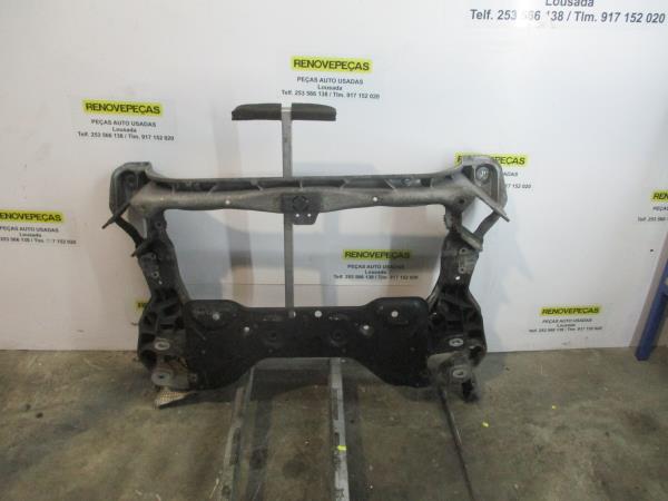 Subchasis delantero MERCEDES-BENZ Classe C (W203) Imagem-1