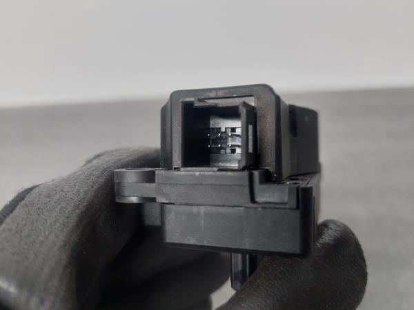 Motor del compuerta de la calefacción PEUGEOT 407 (6D_) Imagem-2