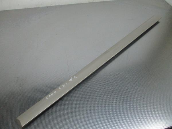 Friso / Frisos MERCEDES-BENZ Classe C (W203) Imagem-1 Friso / Frisos MERCEDES-BENZ Classe C (W203) Imagem-1