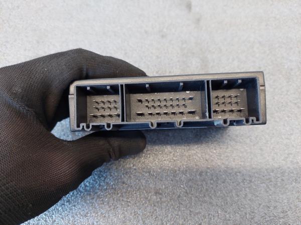 Módulo confort VOLKSWAGEN Polo (9N) Imagem-2