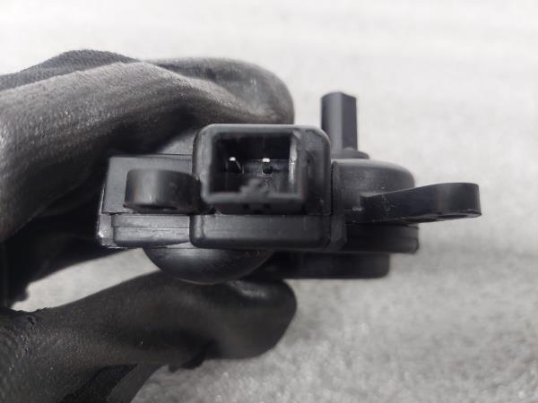 Motor del compuerta de la calefacción FORD Fiesta V (JH_, JD_) Imagem-3