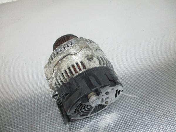 Alternador VOLKSWAGEN Transporter V Kombi (7HB, 7HJ, 7EB, 7EJ, 7EF, 7EG, 7HF) Imagem-1