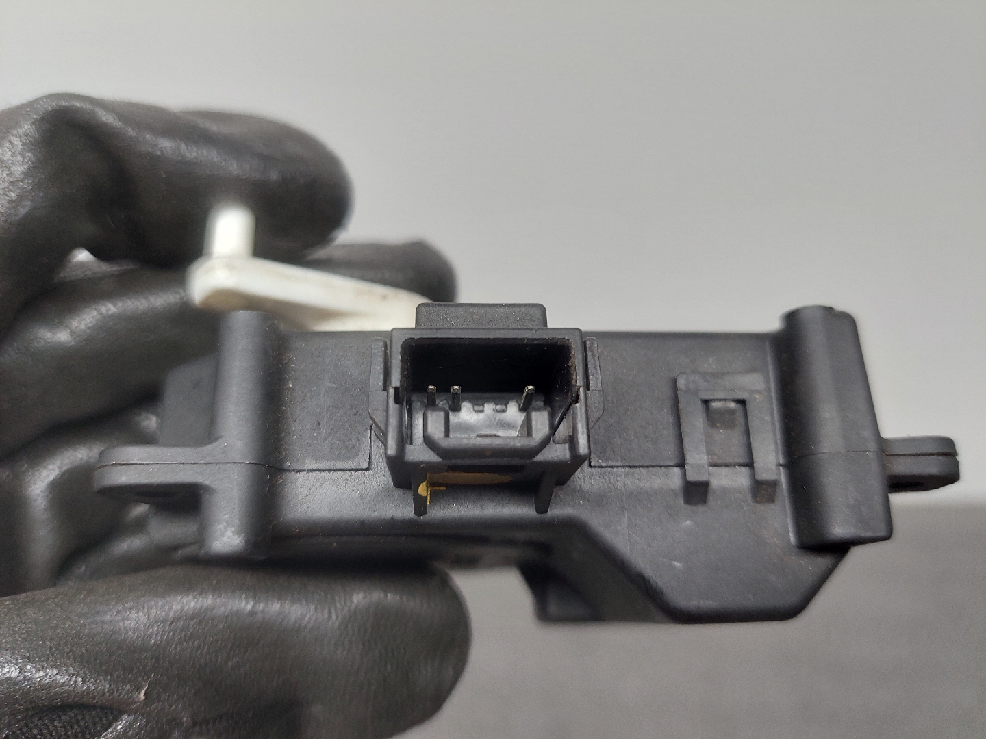 Motor del compuerta de la calefacción MITSUBISHI Colt VI (Z3_A, Z2_A) Imagem-2