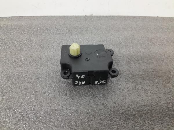 Motor del compuerta de la calefacción RENAULT Scénic II (JM0/1_) Imagem-1