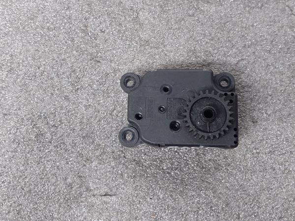 Motor del compuerta de la calefacción ALFA ROMEO 147 (937_) Imagem-1