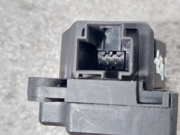 Motor del compuerta de la calefacción ALFA ROMEO 147 (937_) Imagem-2