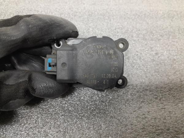 Motor del compuerta de la calefacción PEUGEOT 407 (6D_) Imagem-2