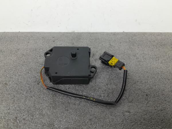 Motor del compuerta de la calefacción PEUGEOT 406 (8B) Imagem-1