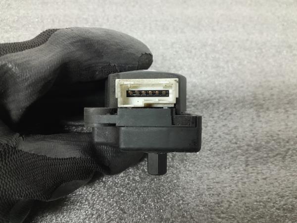 Motor del compuerta de la calefacción CITROËN Xsara Picasso (N68) Imagem-2