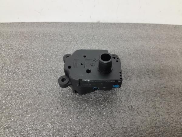 Motor del compuerta de la calefacción ALFA ROMEO 147 (937_) Imagem-1