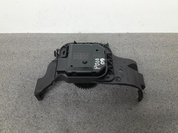 Motor del compuerta de la calefacción VOLKSWAGEN Polo (9N)