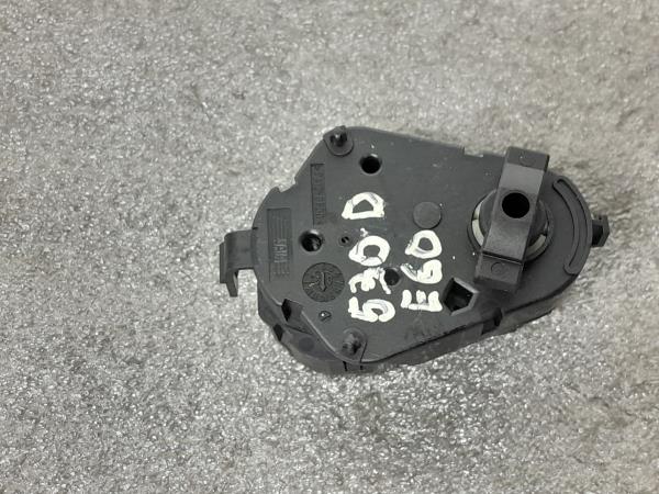 Motor del compuerta de la calefacción BMW 5 (E60) Imagem-1