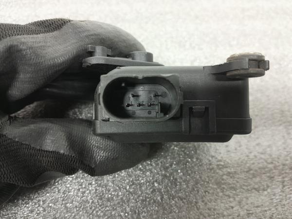 Motor del compuerta de la calefacción VOLKSWAGEN Passat (3B3) Imagem-2