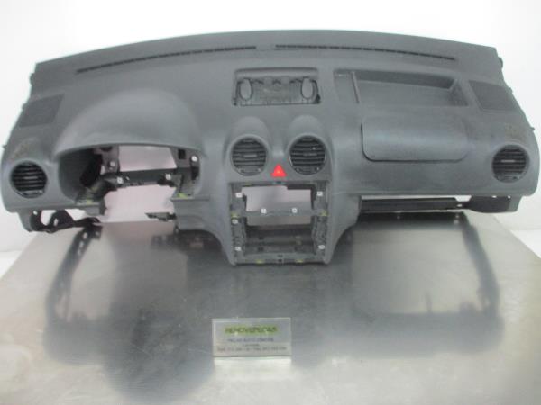 Tablier VOLKSWAGEN Caddy III Kombi (2KB, 2KJ, 2CB, 2CJ)