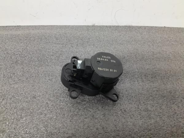 Motor del compuerta de la calefacción SAAB 9-5 Sedan (YS3E)